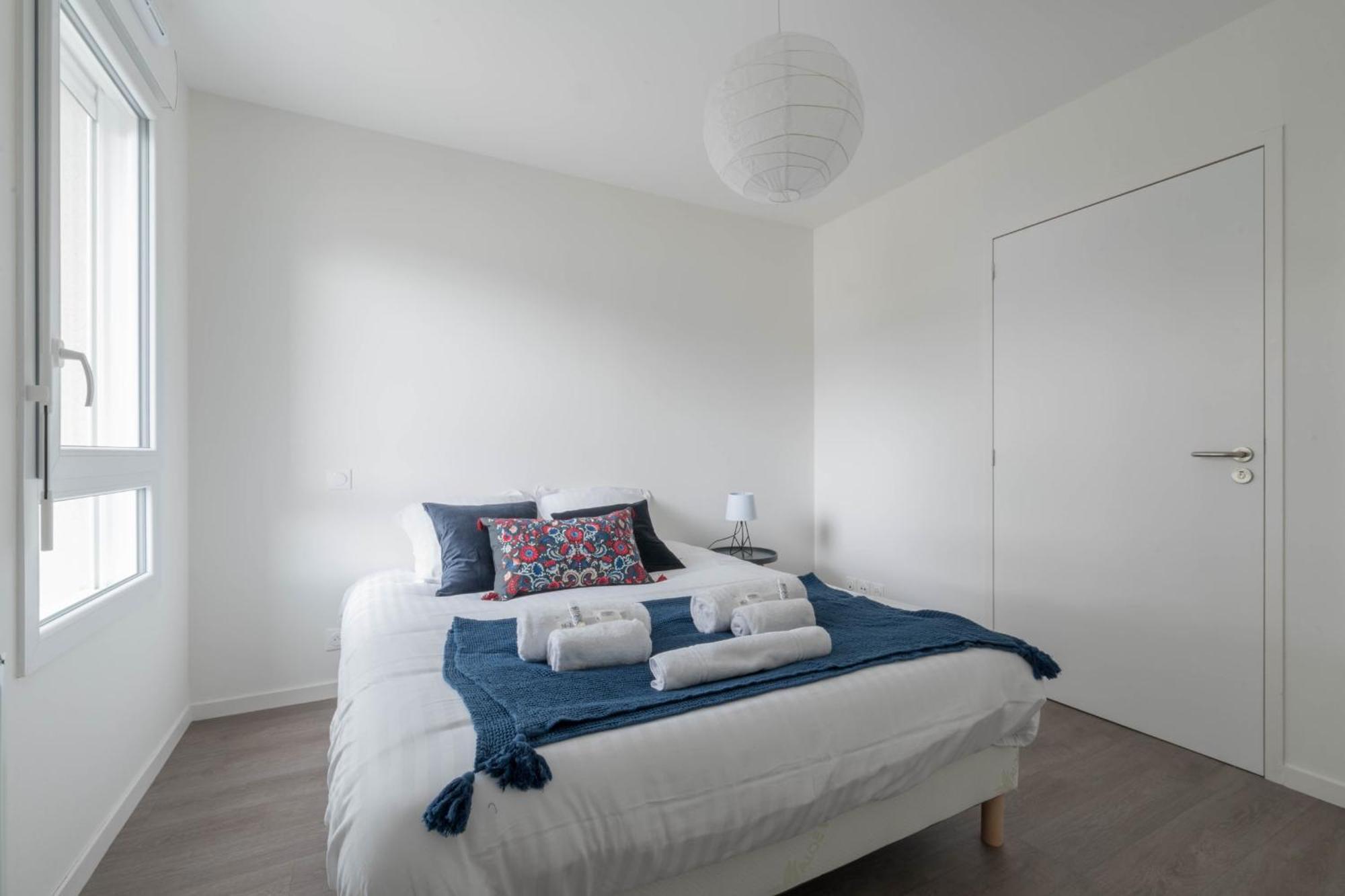 ELODIE - Appartement proche gare, arrivée 24 24 Le Mans Exterior foto