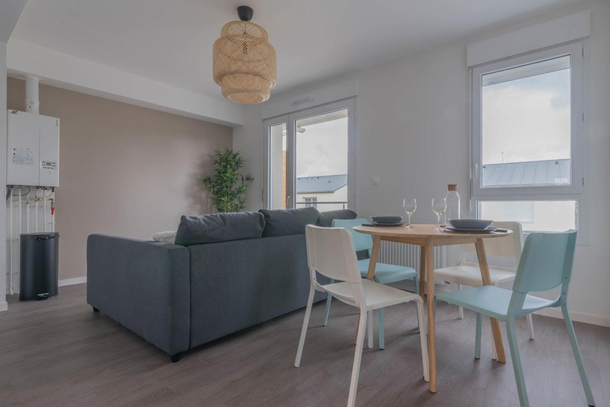 ELODIE - Appartement proche gare, arrivée 24 24 Le Mans Exterior foto