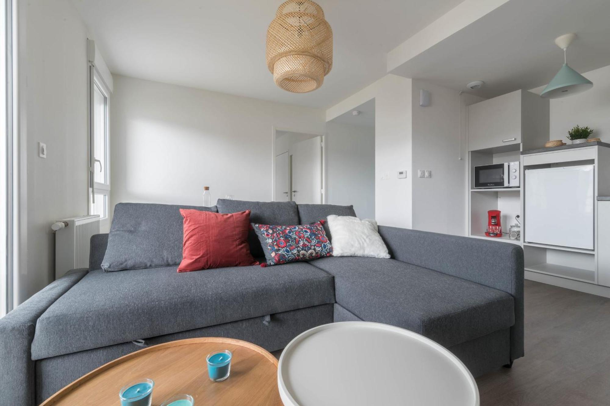 ELODIE - Appartement proche gare, arrivée 24 24 Le Mans Exterior foto
